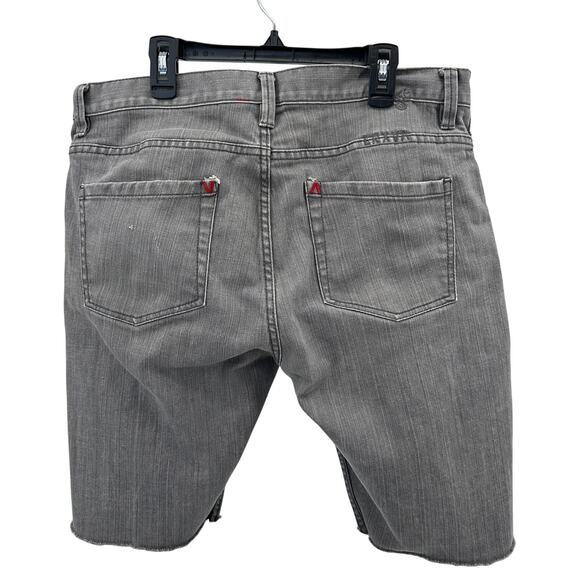 RVCA Leo Romero Jeans Short Mens 34 Gray Stretchy Denim Raw Hem Pockets Slim Fit - Picture 5 of 9